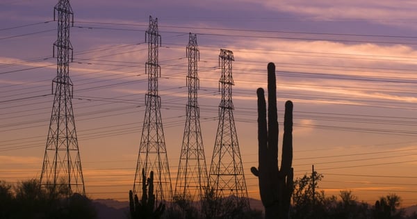 Desert-power-lines-Twitter